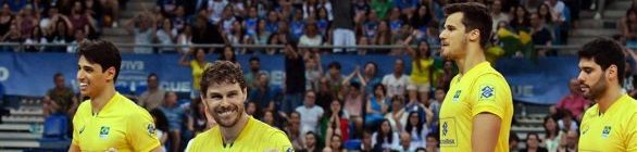 Evandro desequilibra em clássico, e Brasil vence a Itália pela Liga Mundial