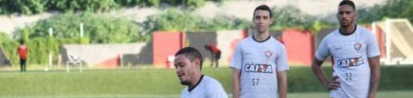 Jackson, Hernane e Edigar Junio participaram do treino ontem, no Fazendão