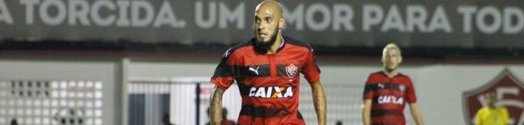 Treinador do CRB confirma negociação com atacante Paulinho, do Vitória e ex-Fla